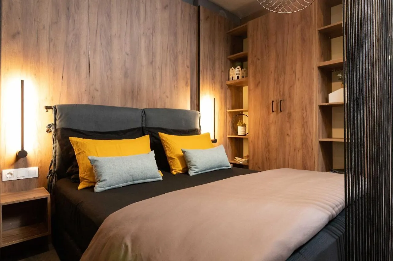 F & B Collection - Minilux Studio For 3 Thessaloniki