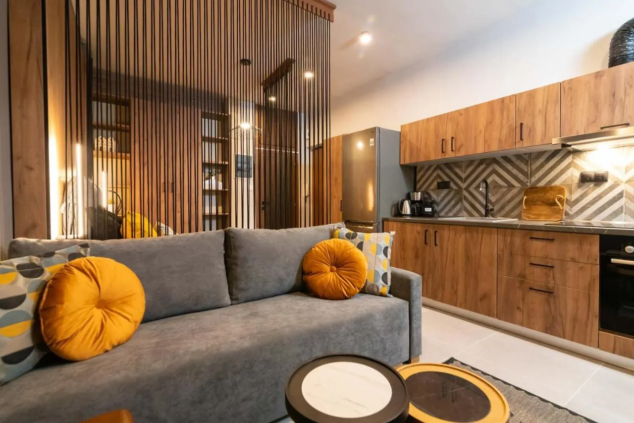 F & B Collection - Minilux Studio For 3 Thessaloniki Apartment
