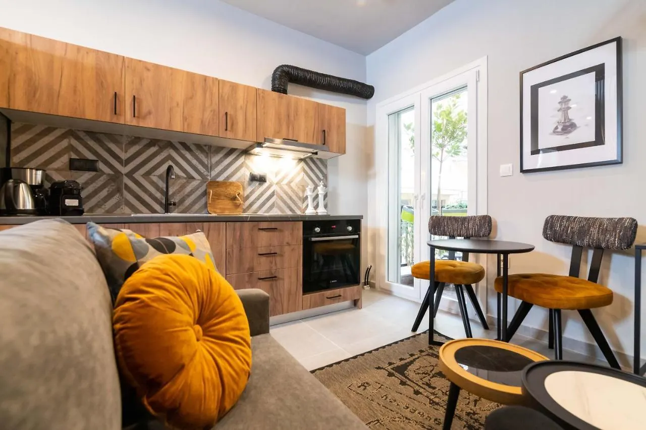 F & B Collection - Minilux Studio For 3 Thessaloniki Apartment